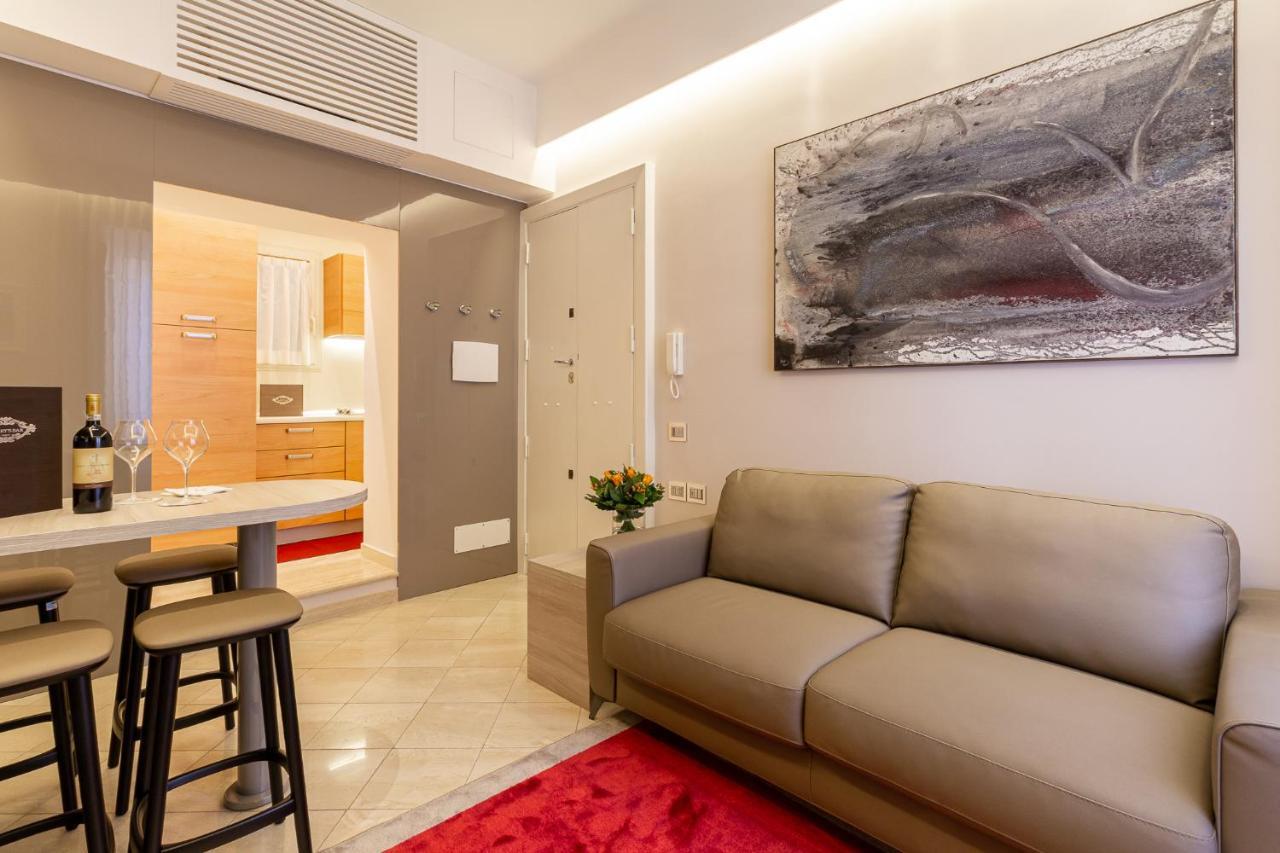 Harry'S Bar Trevi Luxury Apartments - Spagna Рим Екстер'єр фото