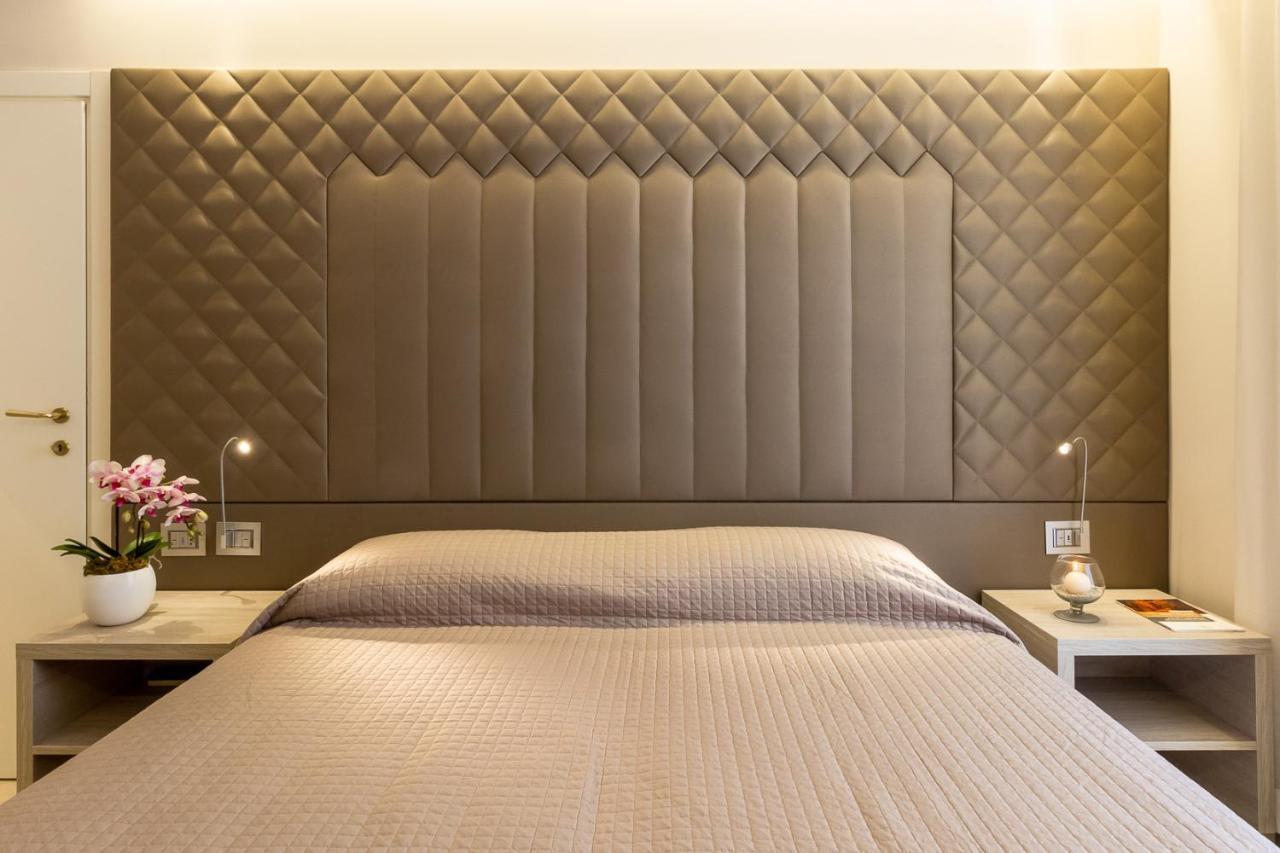 Harry'S Bar Trevi Luxury Apartments - Spagna Рим Екстер'єр фото