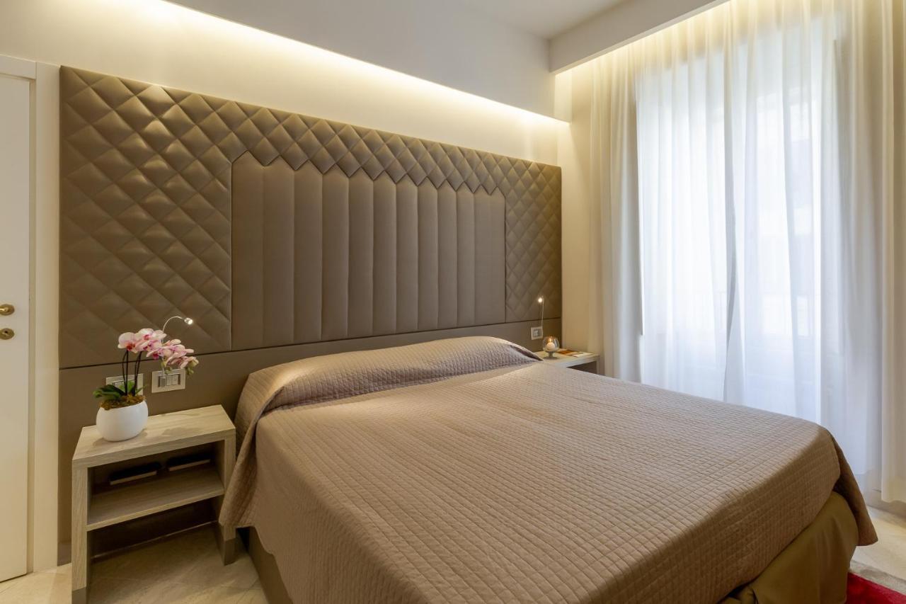 Harry'S Bar Trevi Luxury Apartments - Spagna Рим Екстер'єр фото